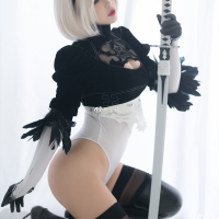 白烨cos10