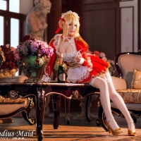 半半子Claudius Maid12