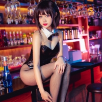 您的蛋蛋 酒吧兔女郎1