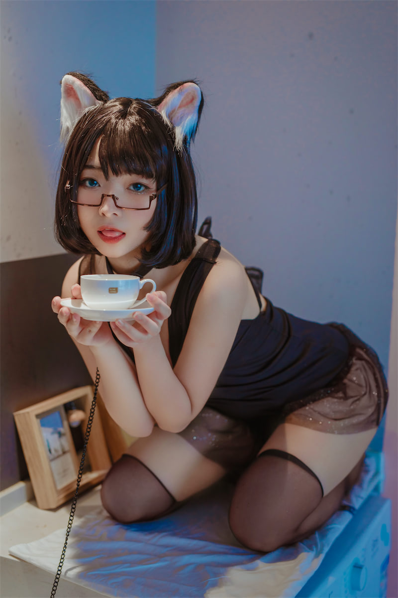 Yuuhui玉汇 猫猫头黑裙子3