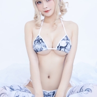 Azami 动漫比基尼5