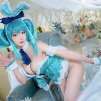 阿包也是兔娘 白兔miku4