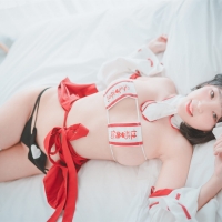 姜仁卿 小巫女4