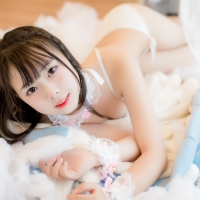 向小圆 白色软绵绵少女4