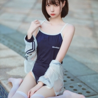 许岚LAN 泳池竞泳3