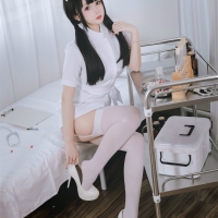 日奈娇 诊所护士1