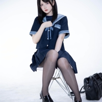 屿鱼 竞泳1