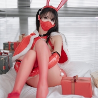 轩萧学姐 圣诞红丝兔女郎2