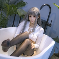 Luisa 零纱 浴缸湿身黑丝3