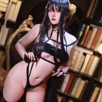 Natsuko 夏夏子 间谍过家家约尔4