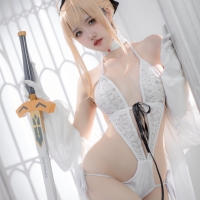 阿薰kaOri 白色Saber1